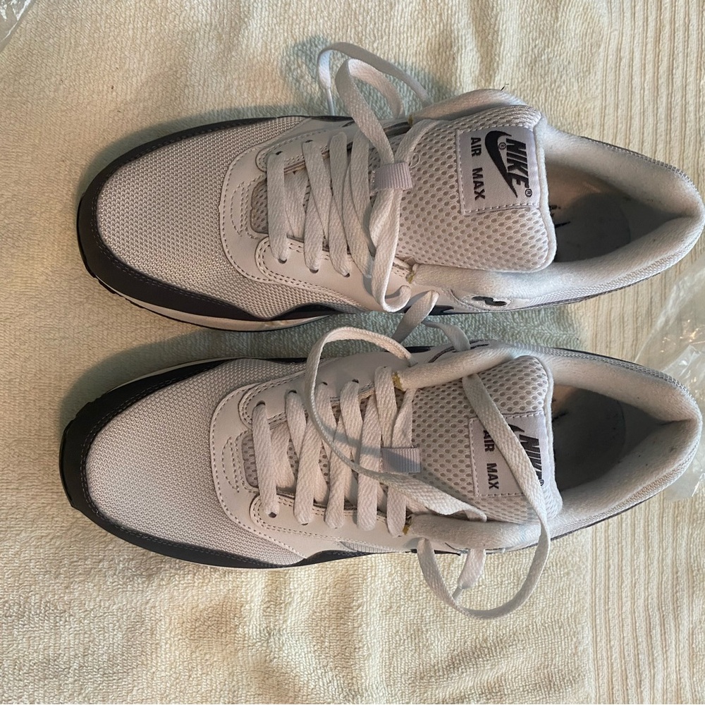 Nike AirMax Casual 1